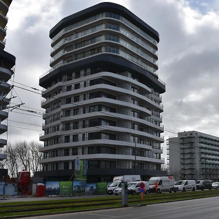 Lichtrijk 2-Slaapkamerappartement Met Zeezicht En Gratis Parking 奥斯滕德 外观 照片