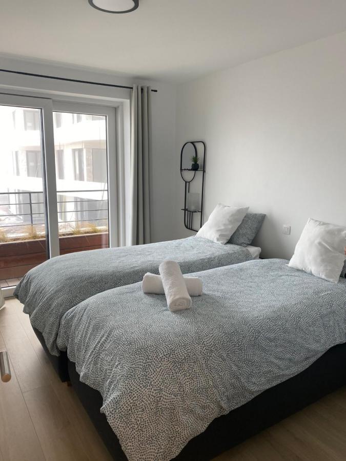 Lichtrijk 2-Slaapkamerappartement Met Zeezicht En Gratis Parking 奥斯滕德 外观 照片