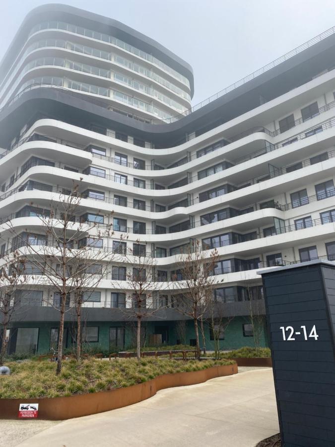 Lichtrijk 2-Slaapkamerappartement Met Zeezicht En Gratis Parking 奥斯滕德 外观 照片