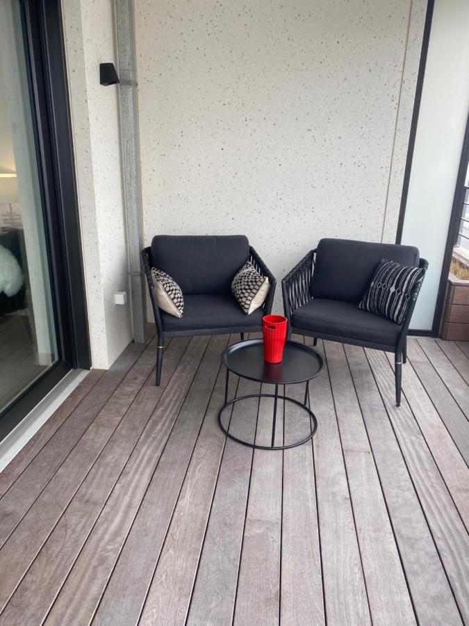Lichtrijk 2-Slaapkamerappartement Met Zeezicht En Gratis Parking 奥斯滕德 外观 照片